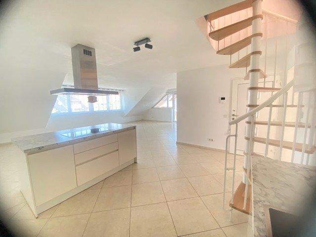 Doppelhaushälfte Köln Lindenthal - 4 Zimmer, 125 m&sup2;, 1.680&euro; | Angebot:26419239