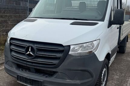 Mercedes-Benz Sprinter 175.000 km 15.990 &euro; Lambrecht 67466