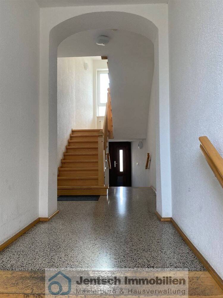 Sehr schöne Dachgeschoßwohnung im Zentrum Merseburgs zu verkaufen