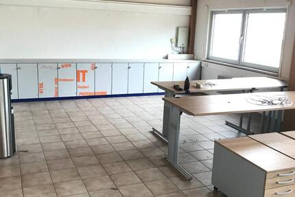 Schöne Fläche Gewerbegebiet Neustadt Donau