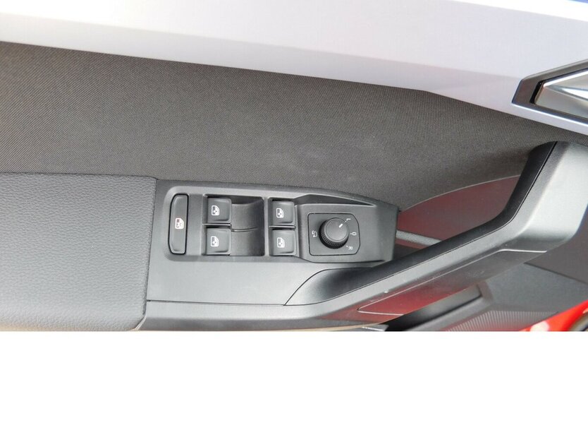 Seat Arona 1.0 FR-Line TSI BMT Navi Klima Alu 8.500 km 18.390 € Vordorf 38533