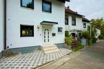 Haus zum Kaufen in Nürnberg 498.000 € 130 m² 6 zimmer