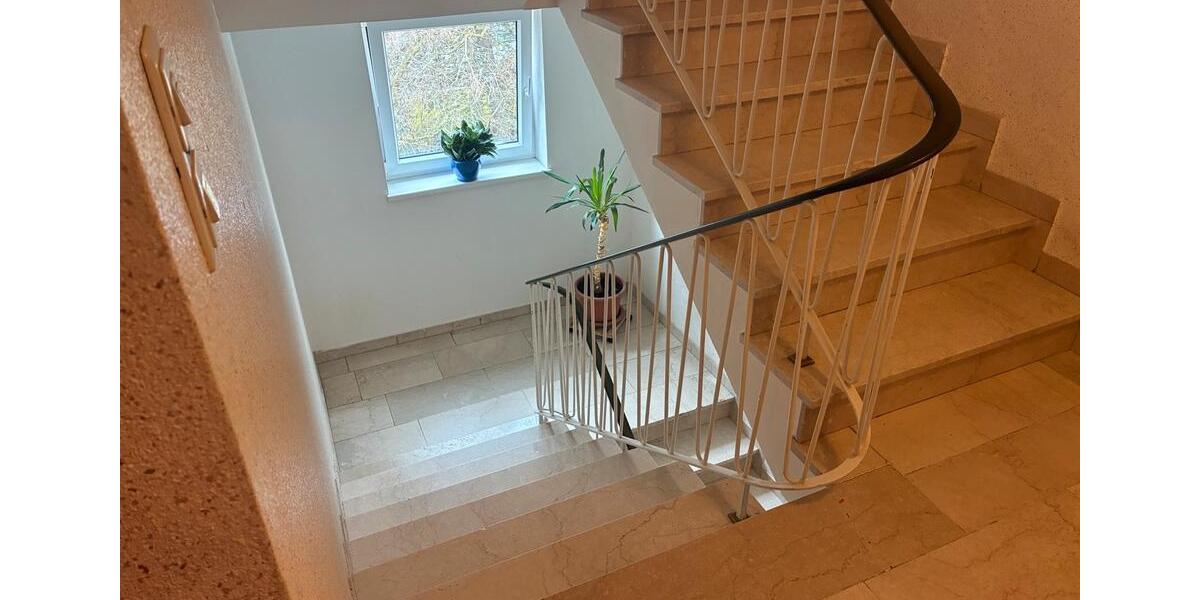 Etagenwohnung Kaufbeuren - 3 Zimmer, 74 m&sup2;, 240.000&euro; | Angebot:27017935