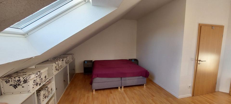 Energiesparendes 5-Zimmer Haus DHH in Essen Karnap zimmer