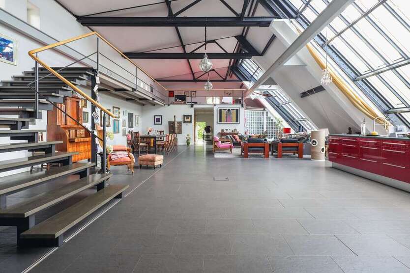 Haus zum Kaufen in Berlin 5.490.000 € 690 m²