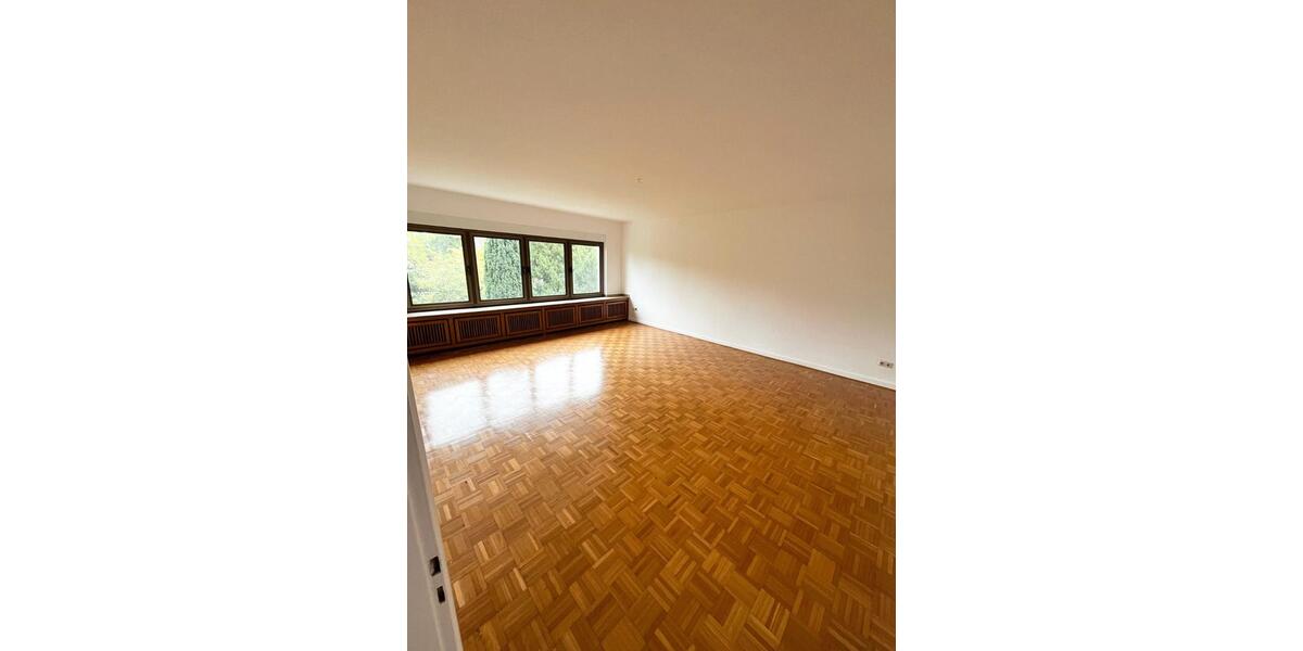 Etagenwohnung Essen Stadtbezirk III - 2.5 Zimmer, 80 m&sup2;, 780&euro; | Angebot:26411508