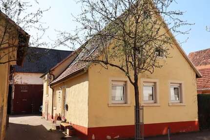 Haus Bruchsal - 4 Zimmer, 124 m&sup2;, 375.000&euro; | Angebot:25901218