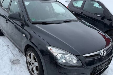 Hyundai i30 230.000 km 2.490 &euro; Salzgitter 38229