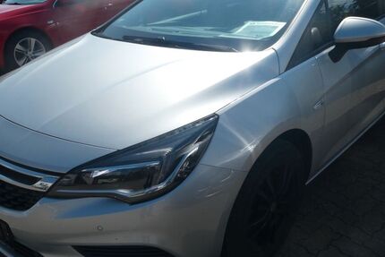 Opel Astra 82.690 km 9.990 &euro; Blankenburg 38889