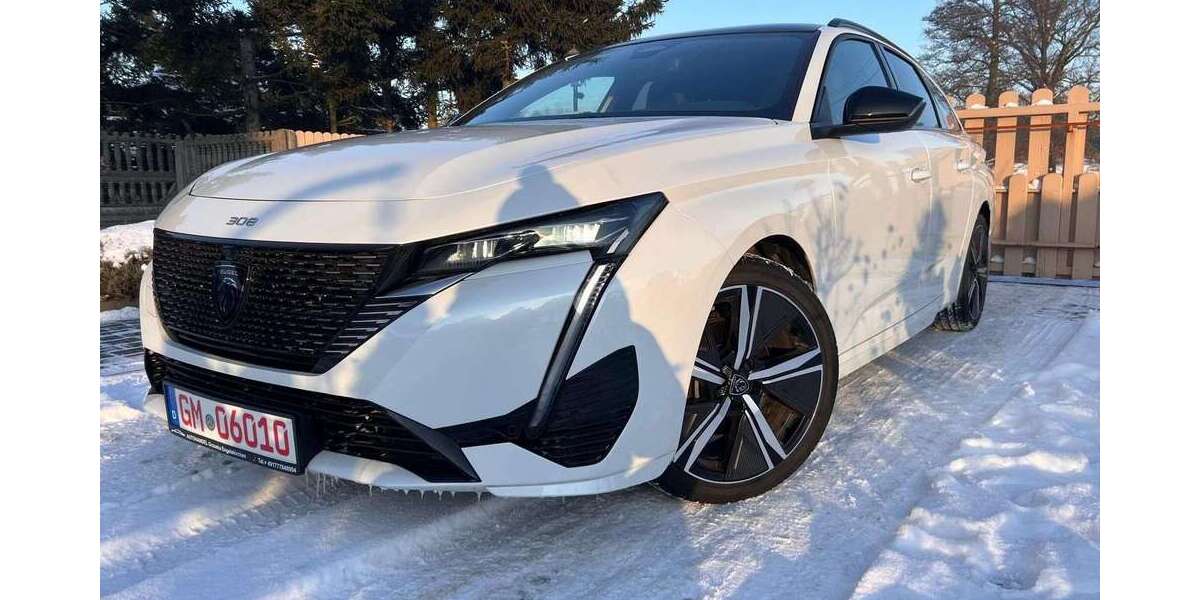 Peugeot 308 32.000 km 24.499 &euro; Engelskirchen 51766