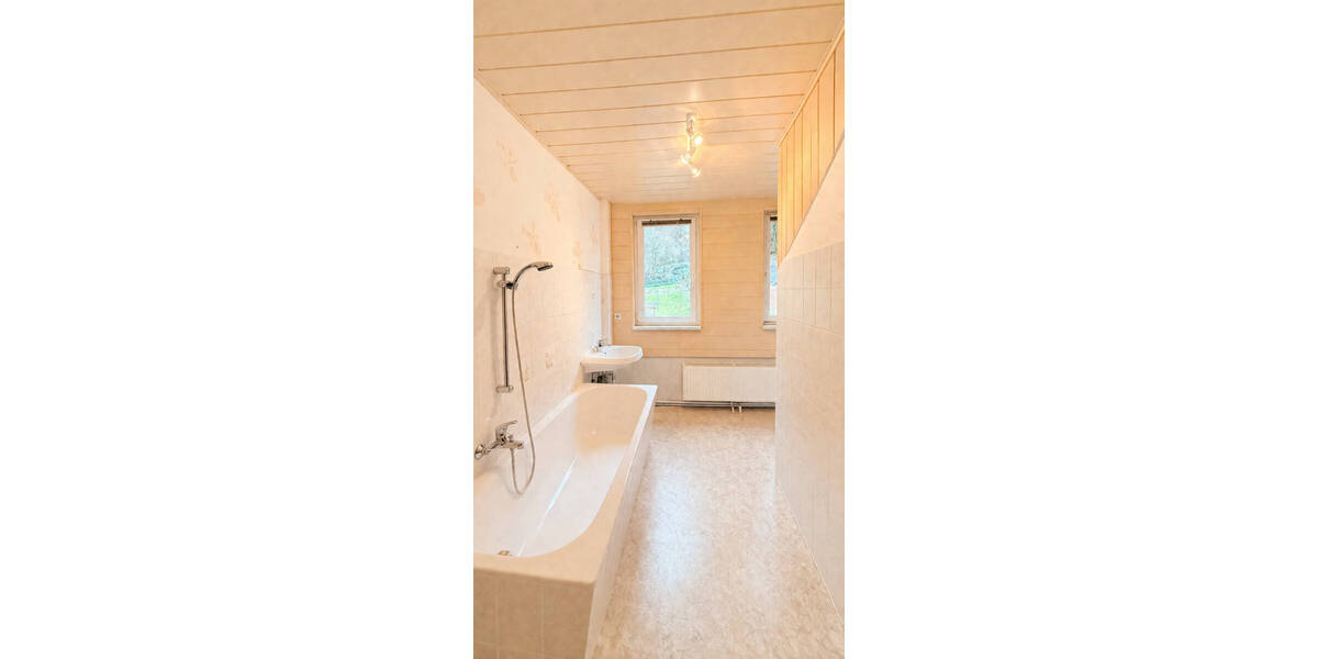 Mehrfamilienhaus, Wohnhaus Dresden Naußlitz - 6 Zimmer, 153 m&sup2;, 285.000&euro; | Angebot:26309047