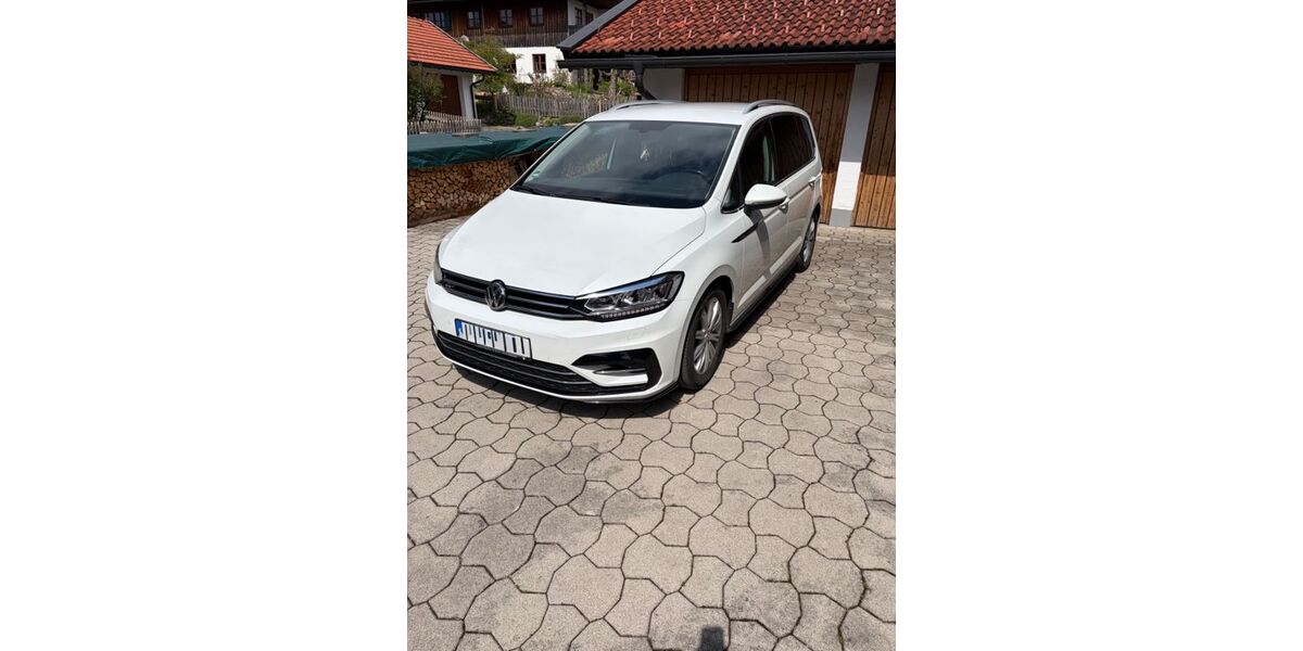 VW Touran 89.000 km 18.900 &euro; Sachsenkam 83679
