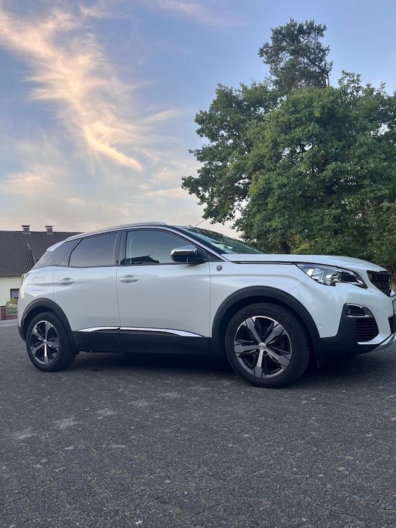 Peugeot 3008 69.000 km 15.600 € Schloss Holte Stukenbrock 33758