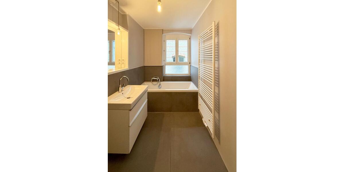 Etagenwohnung Berlin Friedrichshain-Kreuzberg - 5 Zimmer, 135 m&sup2;, 900.000&euro; | Angebot:26018449