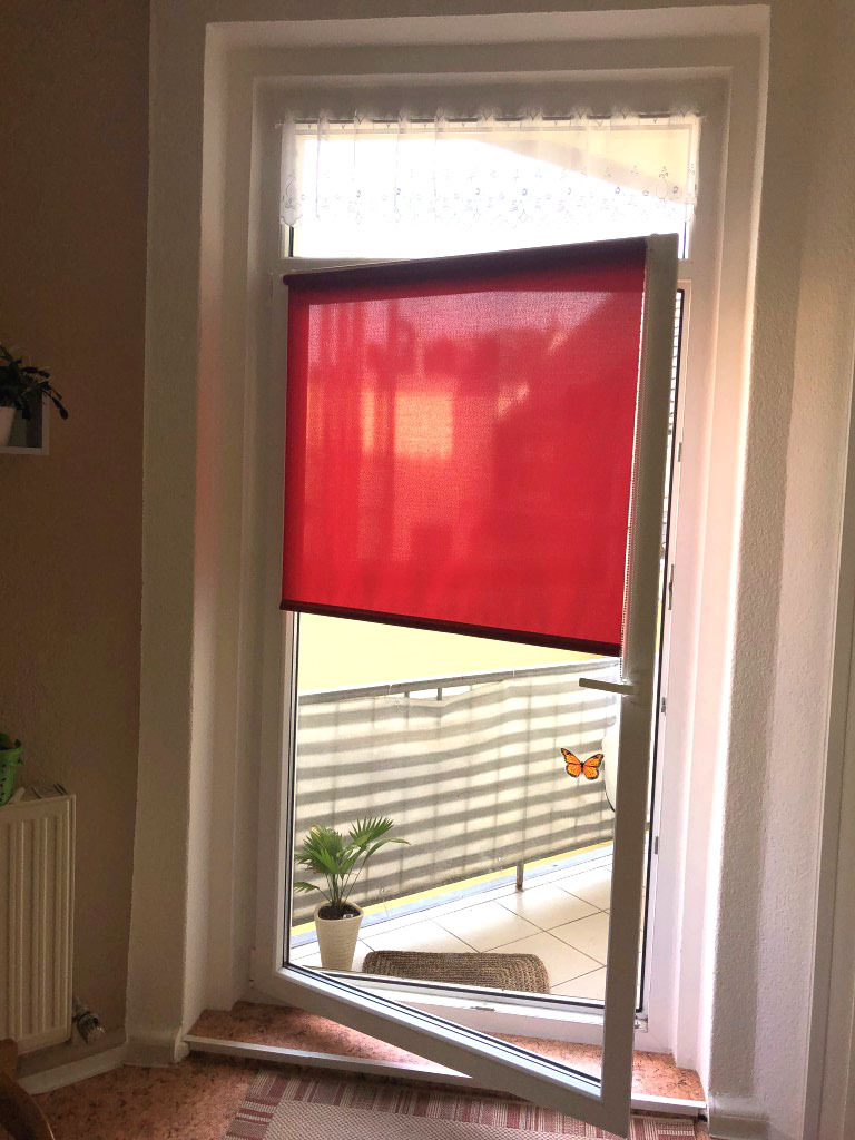 3-Raum Wohnung mit Balkon und neuer Einbauküche -WG geeignet 3 zimmer