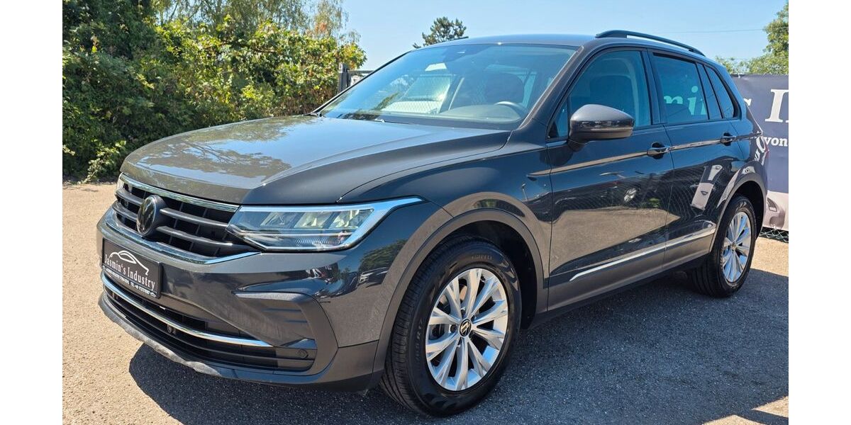 VW Tiguan 207.000 km 16.690 &euro; Kehl 77694