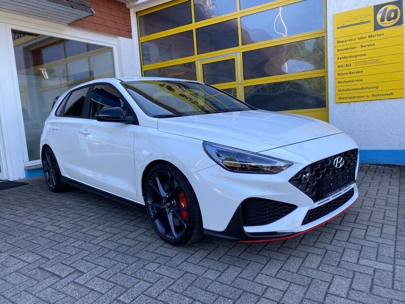 i30
