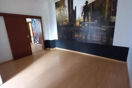 Wohnung Neunkirchen Heinitz - 3 Zimmer, 80 m&sup2;, 600&euro; | Angebot:26411112