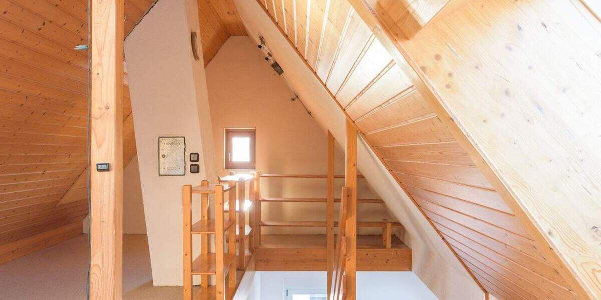 Doppelhaushälfte Pforzheim Huchenfeld - 6 Zimmer, 124 m&sup2;, 350.000&euro; | Angebot:23851785