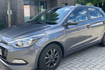 Hyundai i20 125.000 km 6.500 &euro; Hamburg 22589