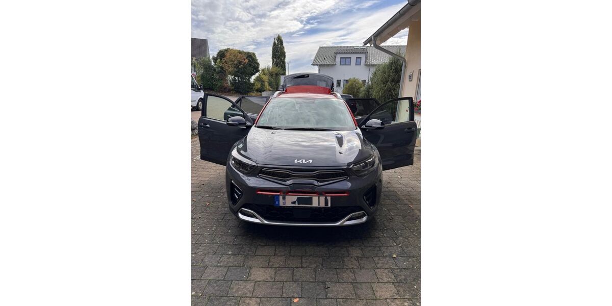 Kia Stonic 41.000 km 17.900 &euro; Bad Schussenried 88427