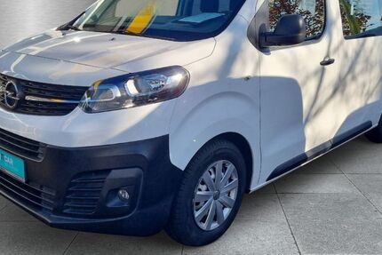 Opel Vivaro 74.072 km 21.750 € Herten 45699