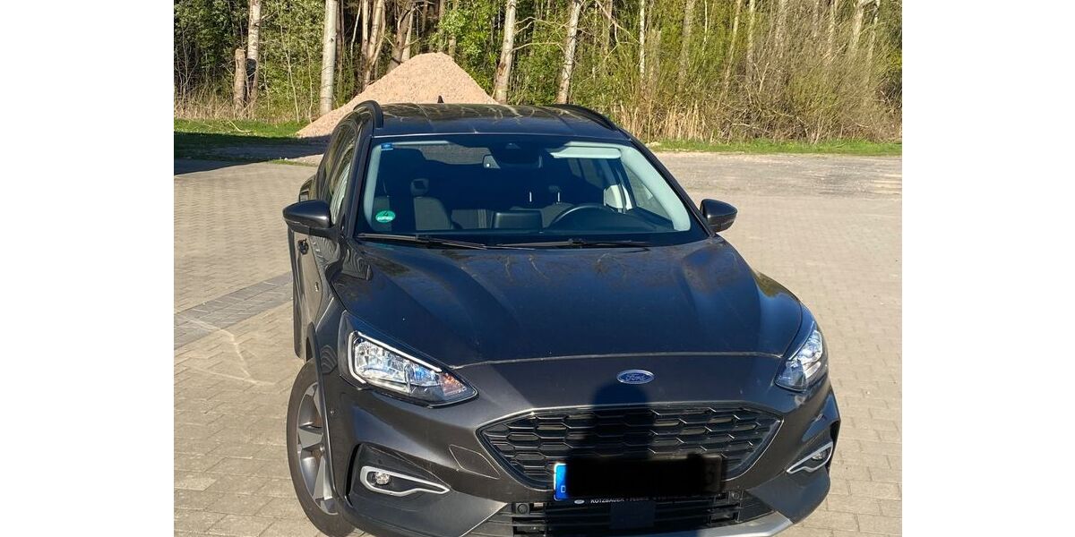 Ford Focus 67.000 km 16.999 &euro; Eschenbach.i.d.obf 92676