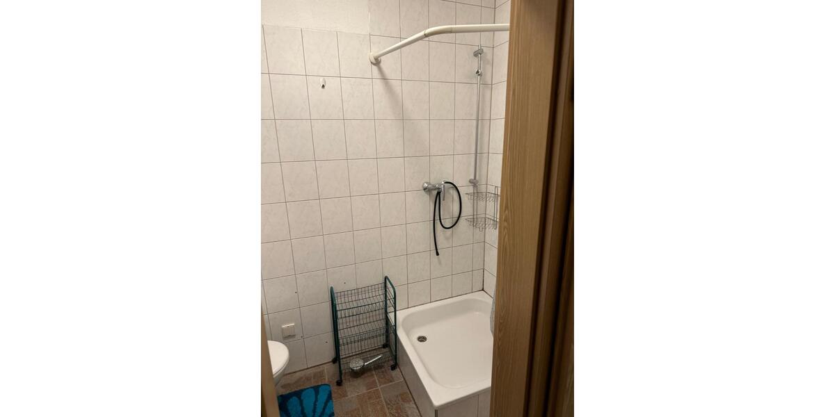 Gewerberäume 5 Zimmer 3 Bäder u. Küche zu vermieten 5 zimmer