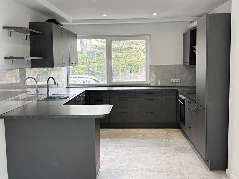 Haus zum Mieten in Berlin 2.850 € 175 m²