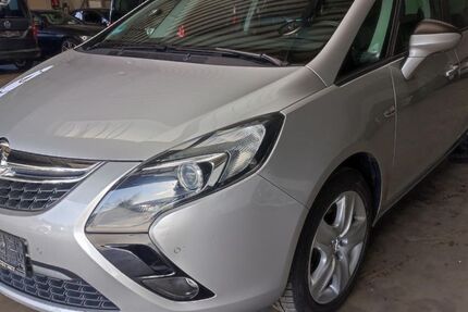 Opel Zafira 148.000 km 4.990 &euro; Paderborn 33100