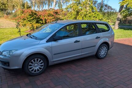 Ford Focus 225.000 km 3.000 &euro; Espelkamp 32339