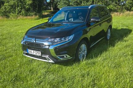 Mitsubishi Plug-in Hybrid Outlander