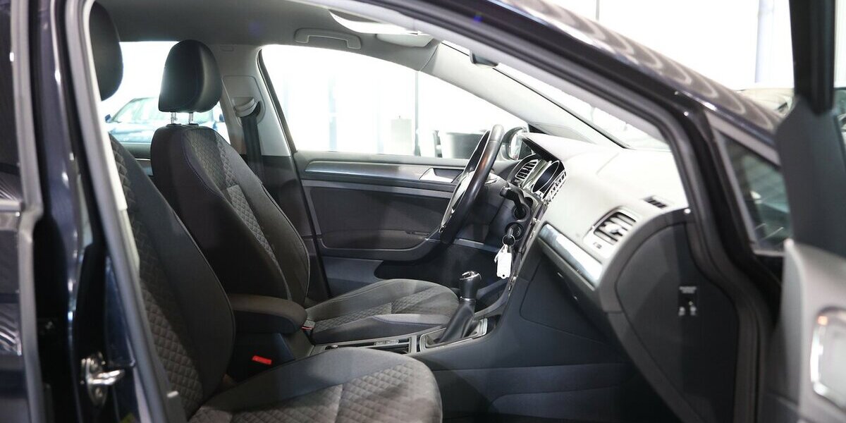 VW Golf VII 1.5 TSI BMT JOIN SPORT / STANDHEIZUNG 117.000 km 14.997 &euro; Hamm 59077