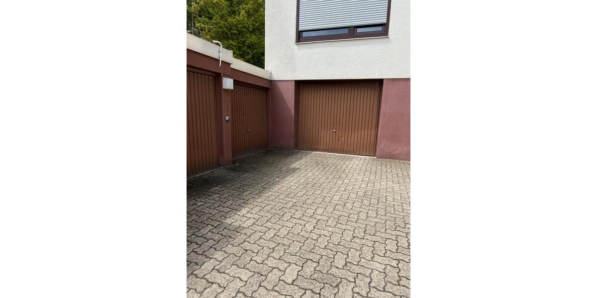 Etagenwohnung Pforzheim Nordstadt - 3 Zimmer, 85 m&sup2;, 300.000&euro; | Angebot:27072492