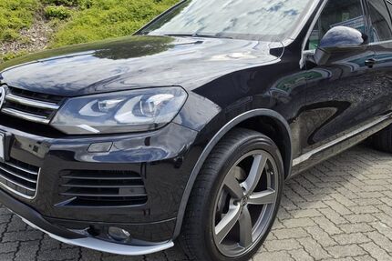 VW Touareg 236.114 km 10.911 &euro; Olpe 57462
