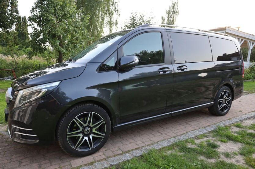 Mercedes-Benz V 300 151.000 km 53.500 € Murchin 17390