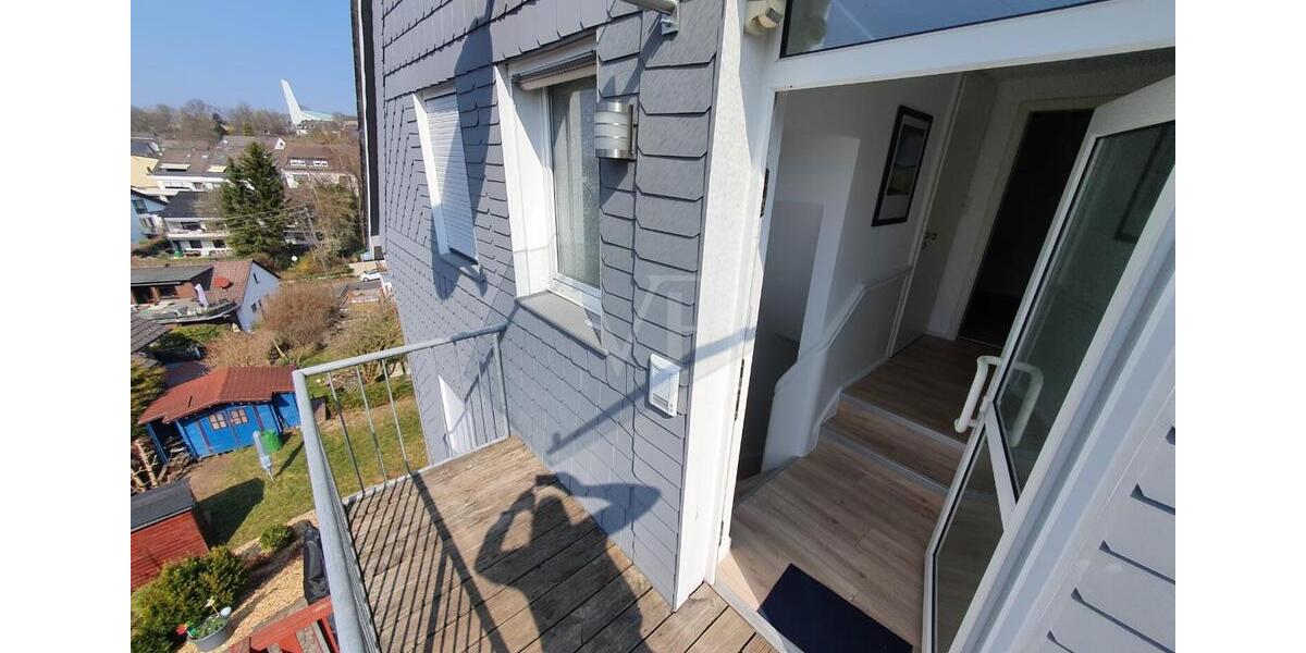 Dachgeschoßwohnung Siegen Weidenau - 3 Zimmer, 65 m&sup2;, 790&euro; | Angebot:26085831