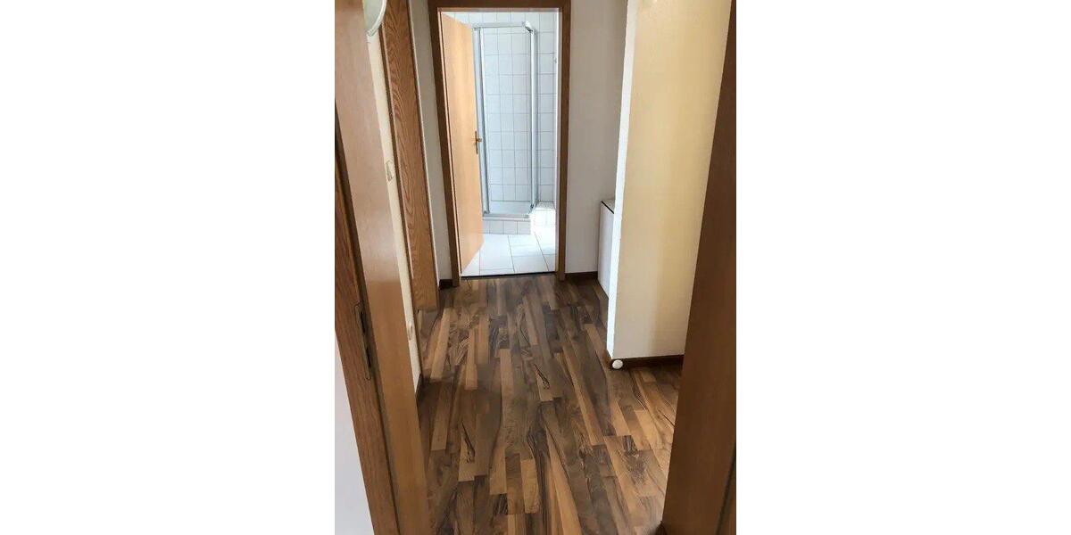 Dachgeschoßwohnung Lahnau - 2 Zimmer, 63 m&sup2;, 630&euro; | Angebot:26408673