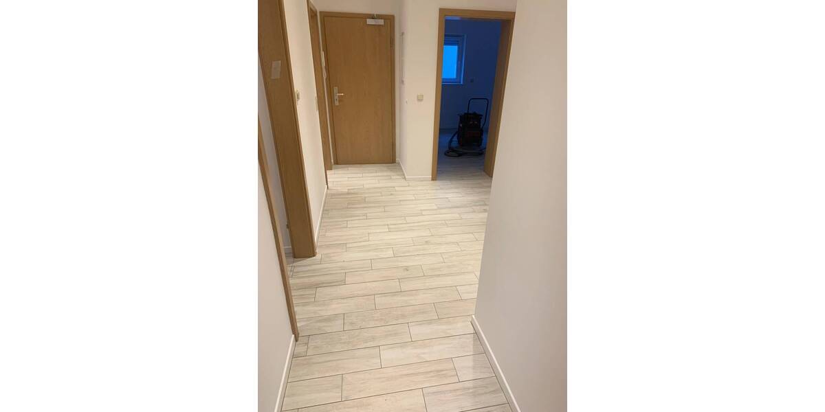 Etagenwohnung Nossen - 2 Zimmer, 42 m&sup2;, 310&euro; | Angebot:26358638