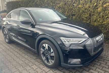 Audi e-tron 23.800 km 28.700 &euro; Niederlauer 97618