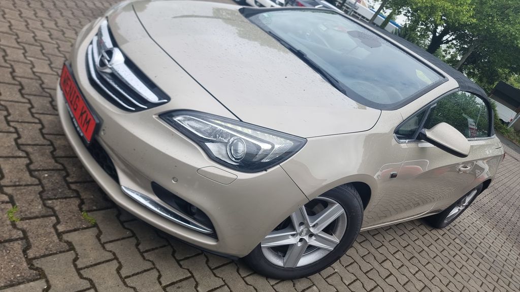 Opel Cascada 89.000 km 7.998 &euro; Dessau-Roßlau 06847