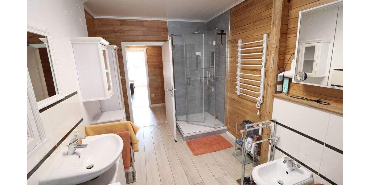 Bungalow Molbergen - 4 Zimmer, 140 m&sup2;, 355.000&euro; | Angebot:23098678