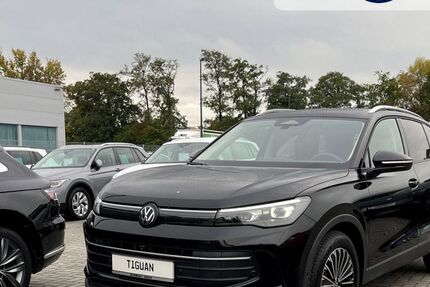 VW Tiguan 1.250 km 43.790 &euro; Jever 26441
