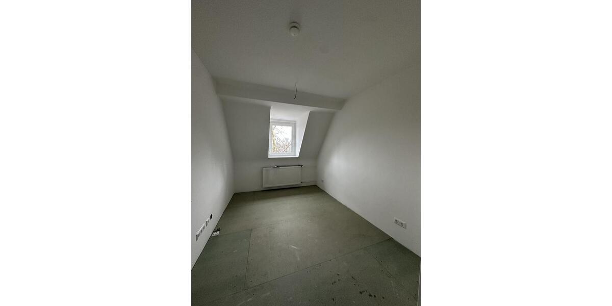 Dachgeschoßwohnung Bottrop - 2.5 Zimmer, 48 m&sup2;, 433&euro; | Angebot:25434223