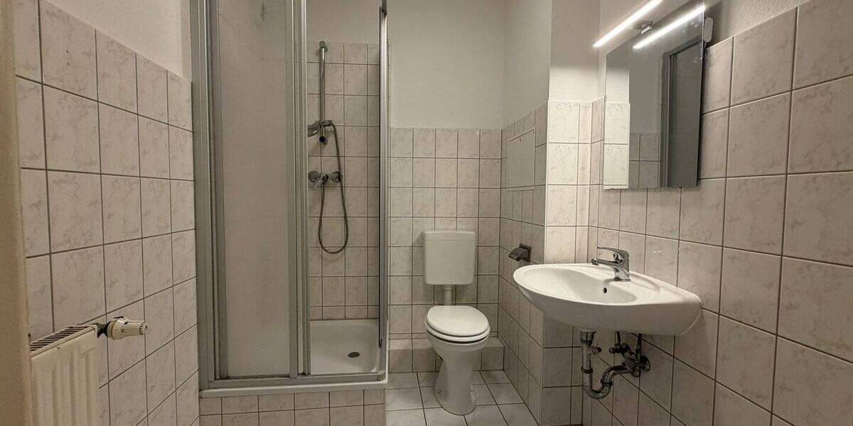 Zimmer Görlitz Innenstadt - 2 Zimmer, 67 m&sup2;, 335&euro; | Angebot:25771980