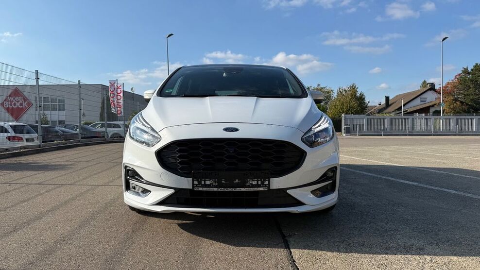Ford S-Max 82.500 km 29.399 € Meckenbeuren 88074