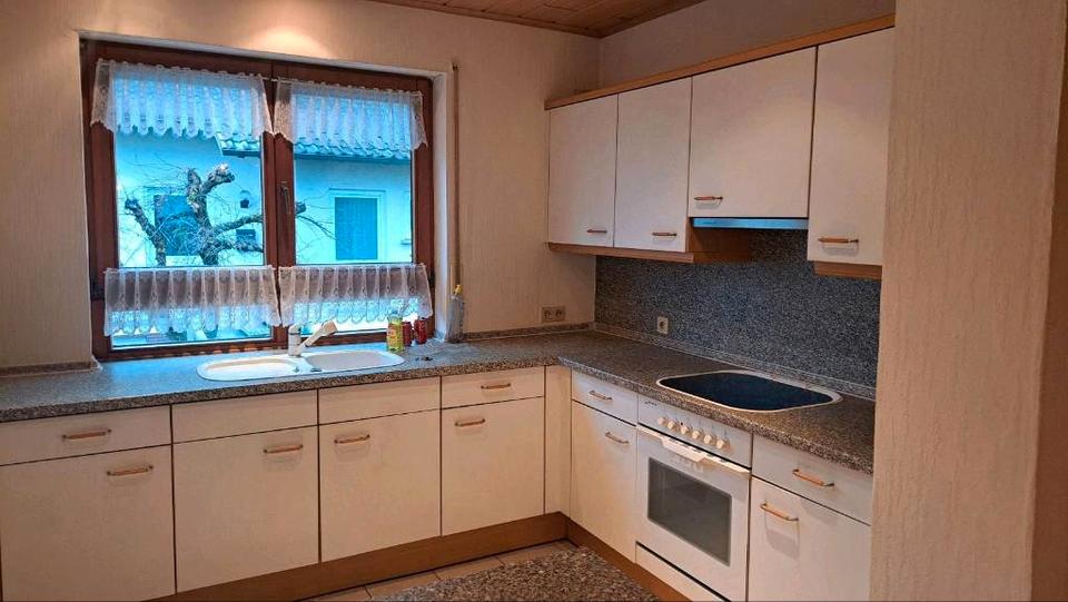 Einfamilienhaus Lichtenfels - 7 Zimmer, 144 m&sup2;, 335.000&euro; | Angebot:25755550