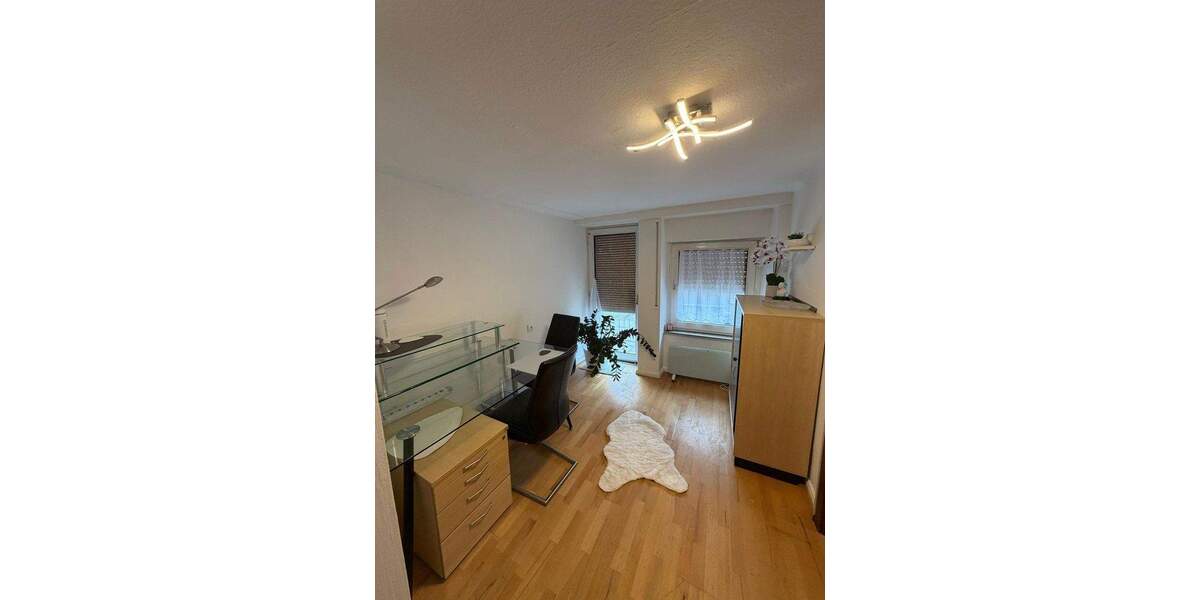 Einfamilienhaus Wiesenbach - 7 Zimmer, 140 m&sup2;, 1.500&euro; | Angebot:25683549