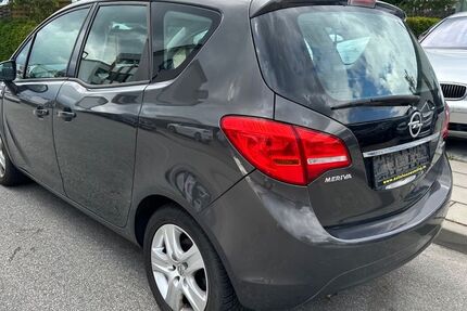 Opel Meriva 169.000 km 5.100 &euro; Lübeck 23560