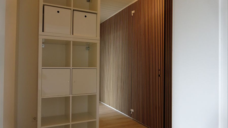 Hochwertig sanierte, sehr geräumige 2,5-Zimmer EG Wohnung mit EBK in Antweiler 2.5 zimmer